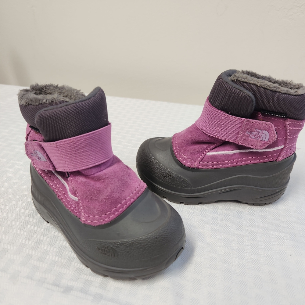 The North Face Toddler Pink Winter Boots Size 7.  #X17